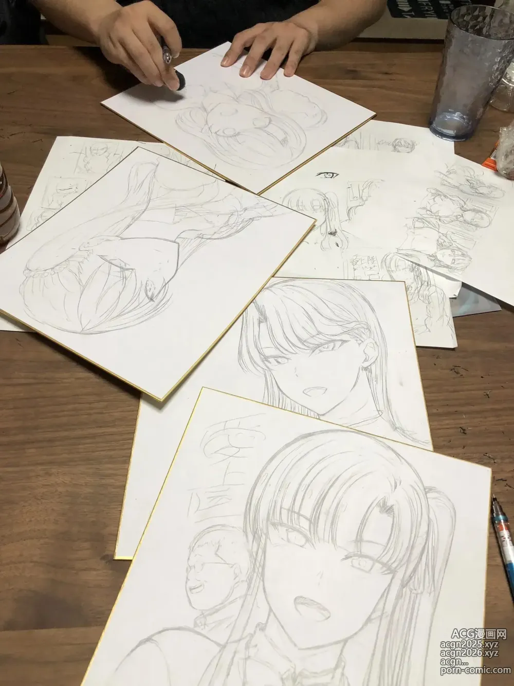 Page 3 of imageset Bocetos